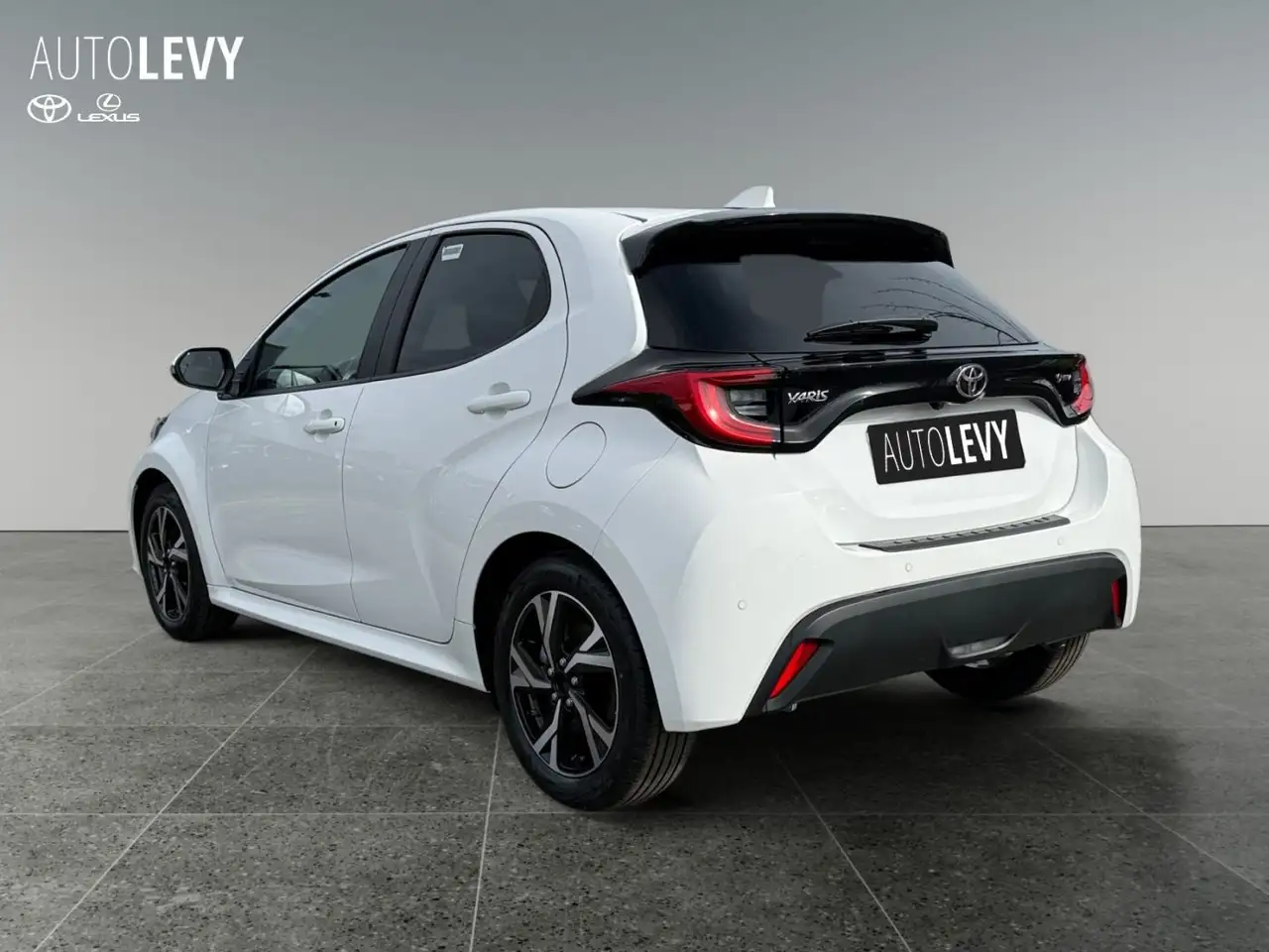 Toyota Yaris 4