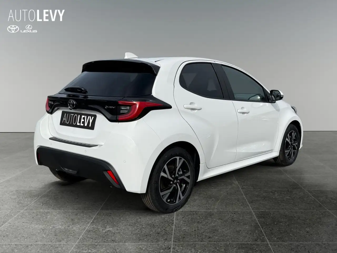 Toyota Yaris 6