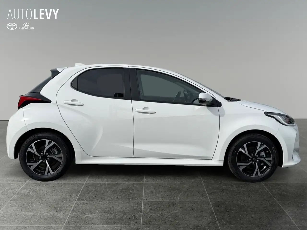 Toyota Yaris 7