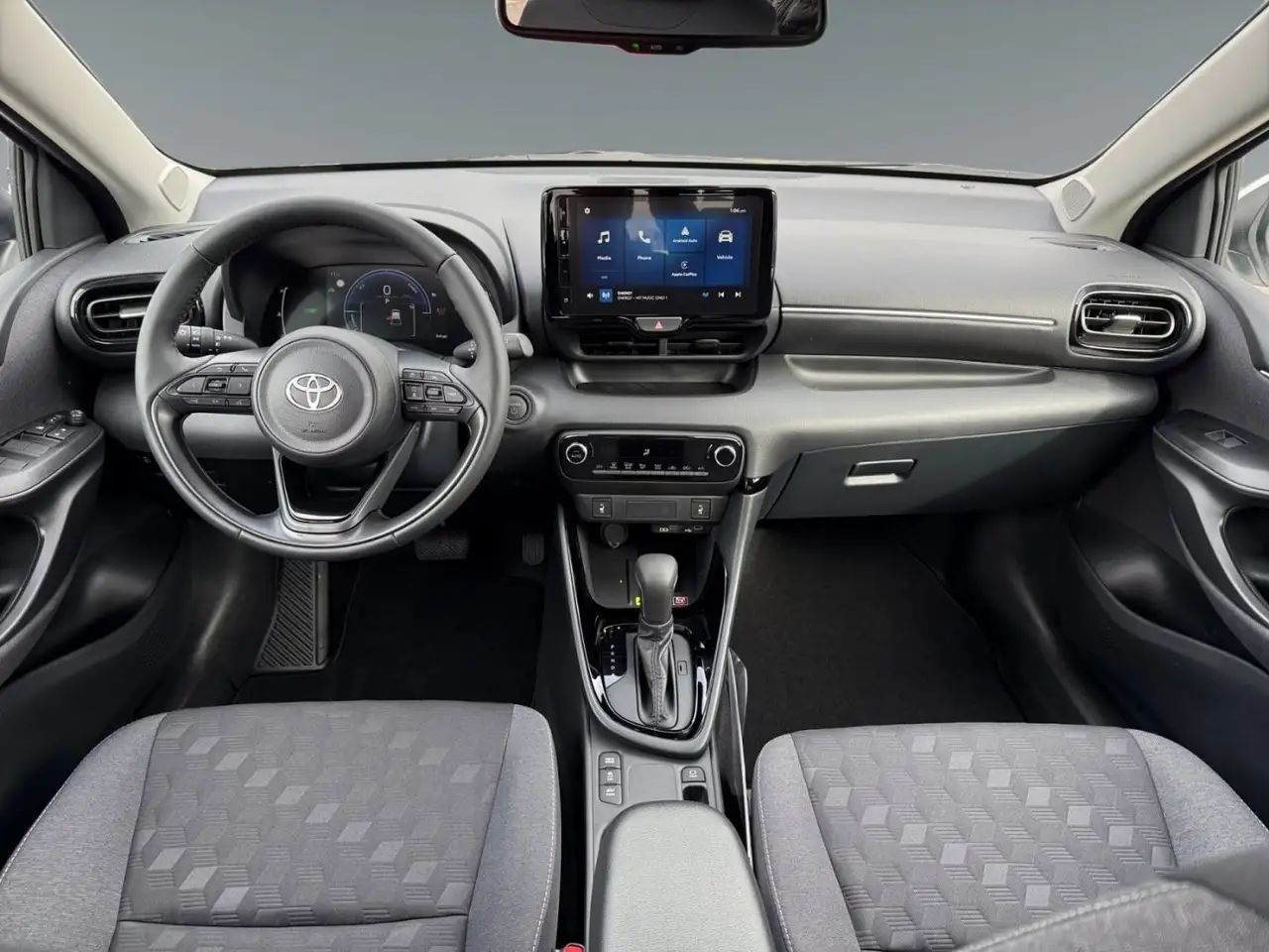 Toyota Yaris 11