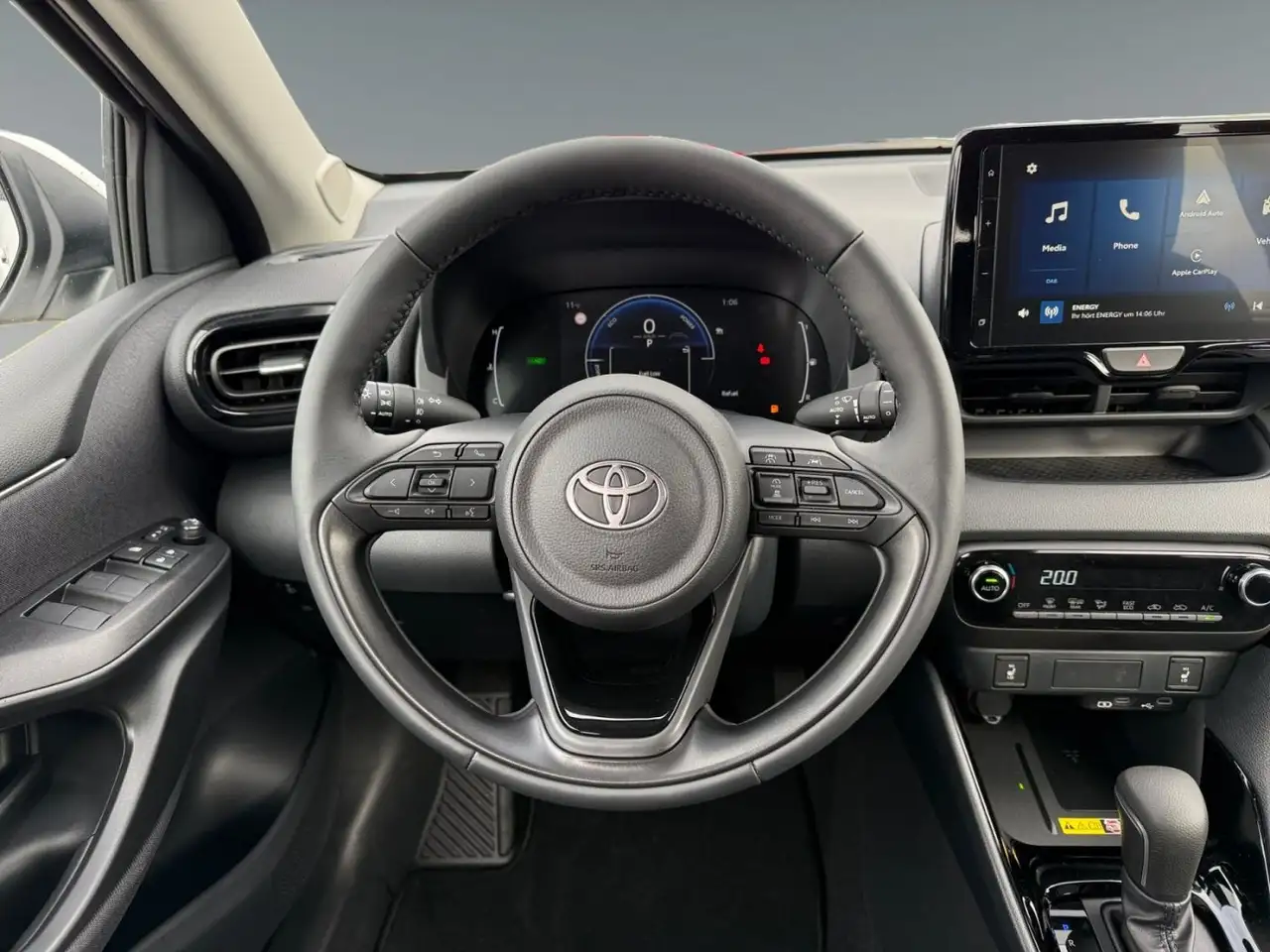 Toyota Yaris 13
