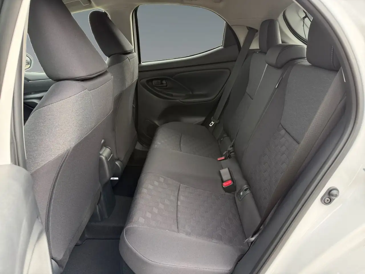 Toyota Yaris 14