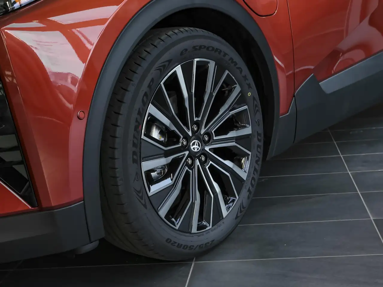 Toyota C-HR 13