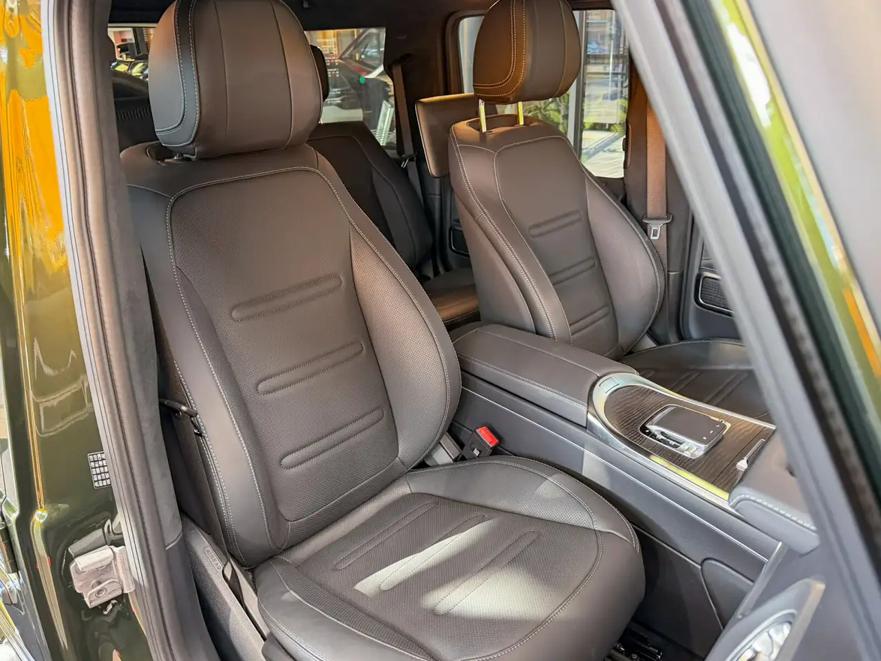 Mercedes-Benz G 450 8
