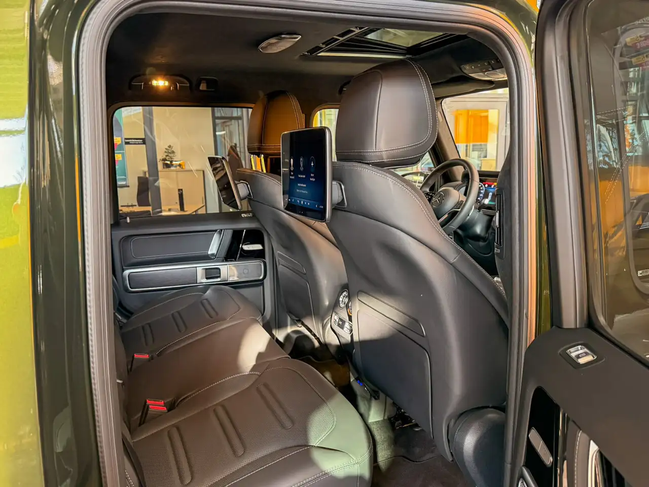 Mercedes-Benz G 450 11
