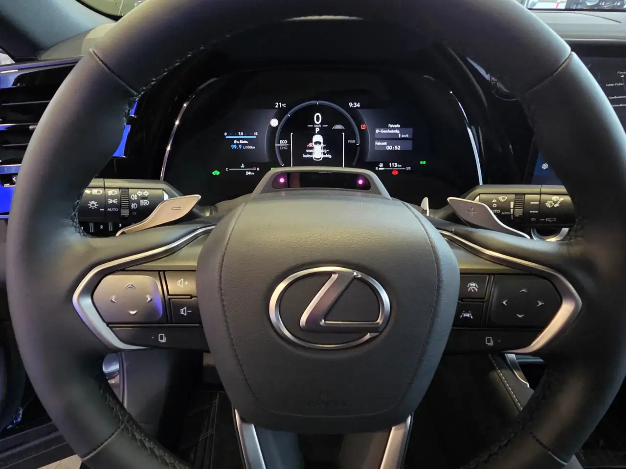 Lexus RX 350 11