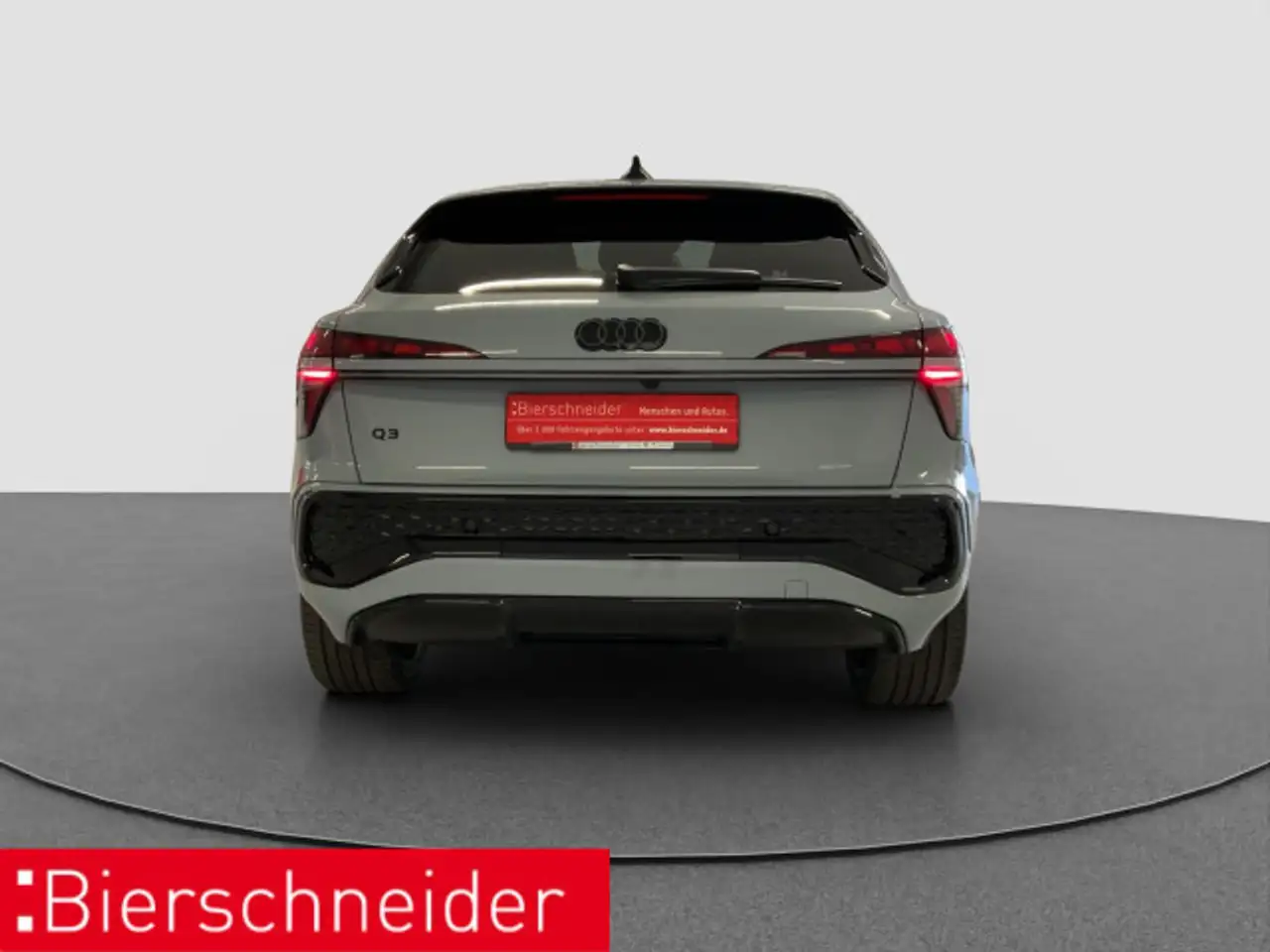 Audi Q3 6