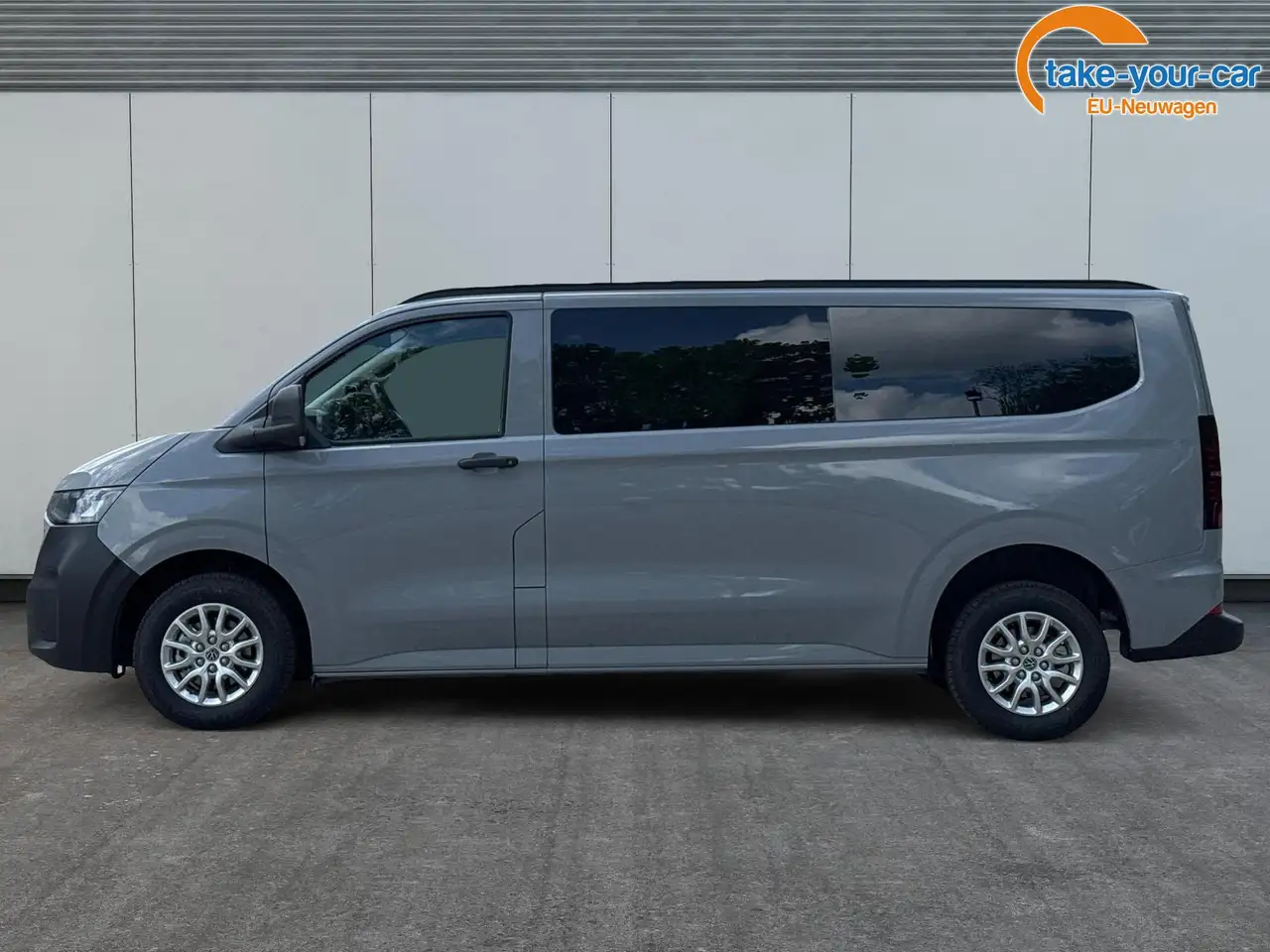 Volkswagen T7 Caravelle 2