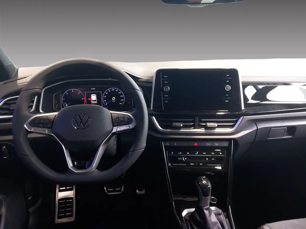 Volkswagen T-Roc 8