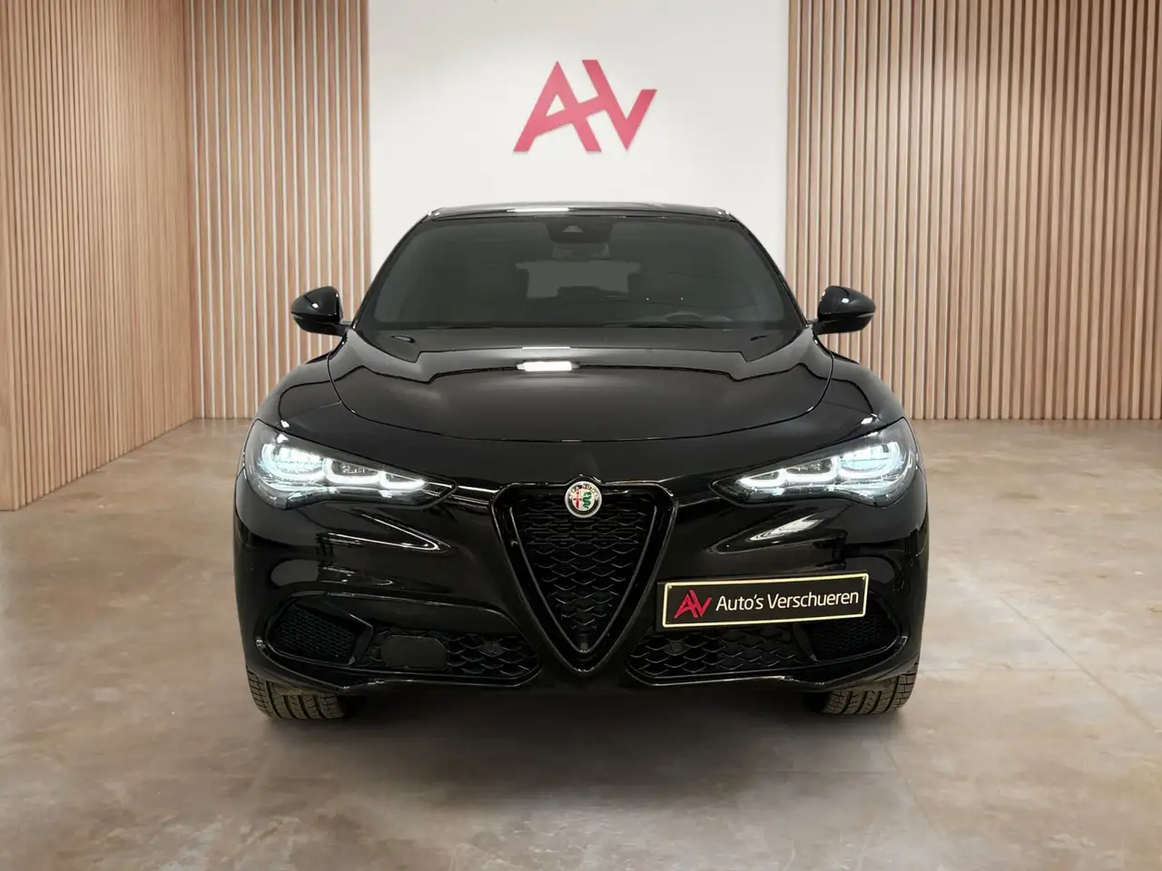 Alfa Romeo Stelvio 2
