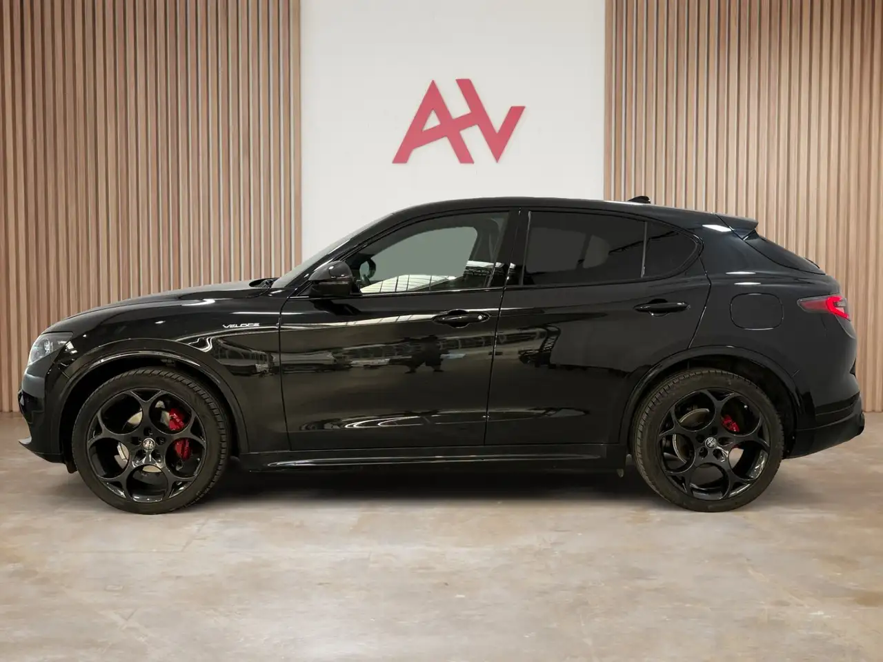 Alfa Romeo Stelvio 11