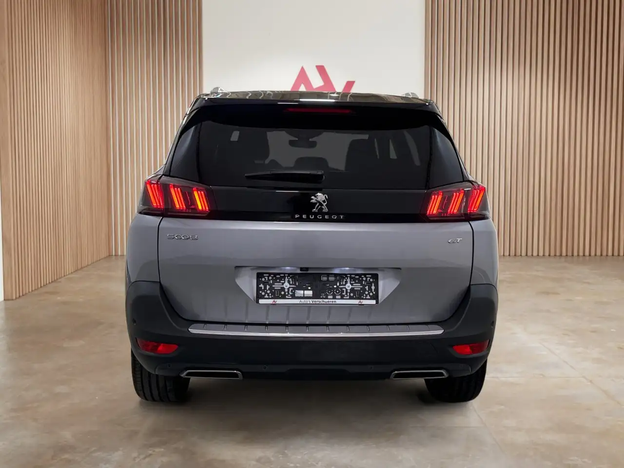 Peugeot 5008 8