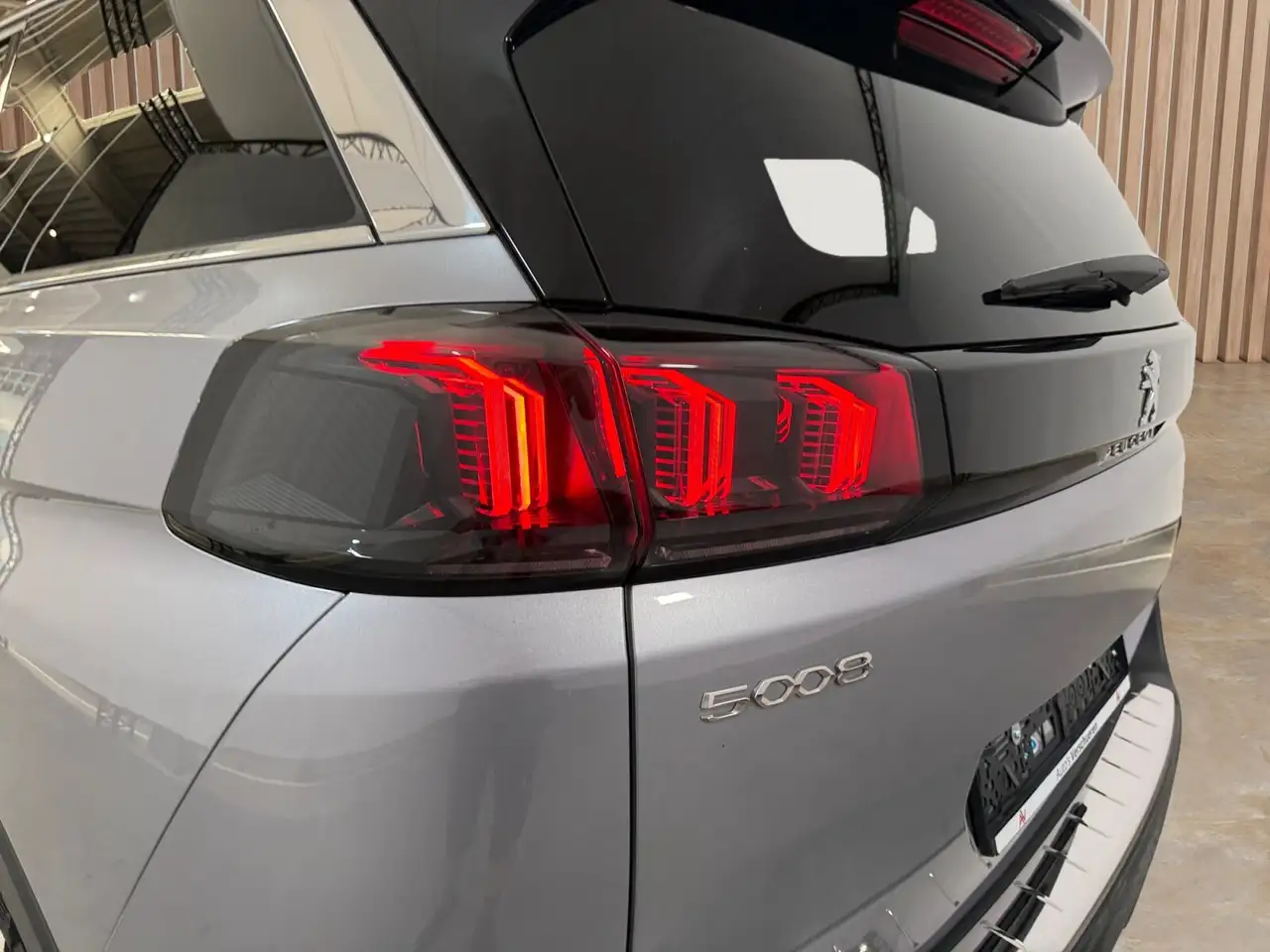 Peugeot 5008 9