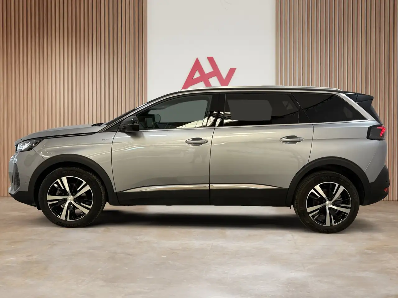 Peugeot 5008 11