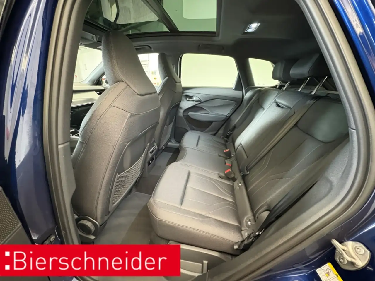 Audi Q3 8