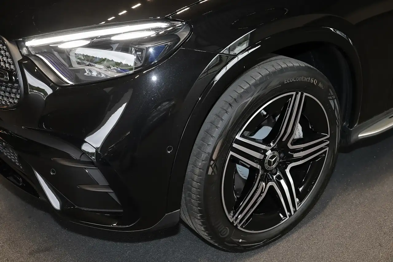 Mercedes-Benz GLC 300 3