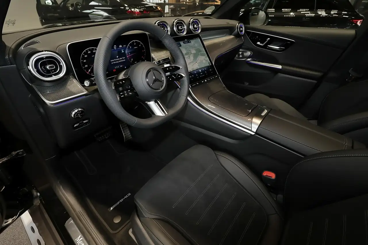Mercedes-Benz GLC 300 9