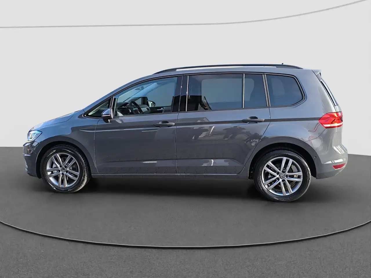 Volkswagen Touran 7