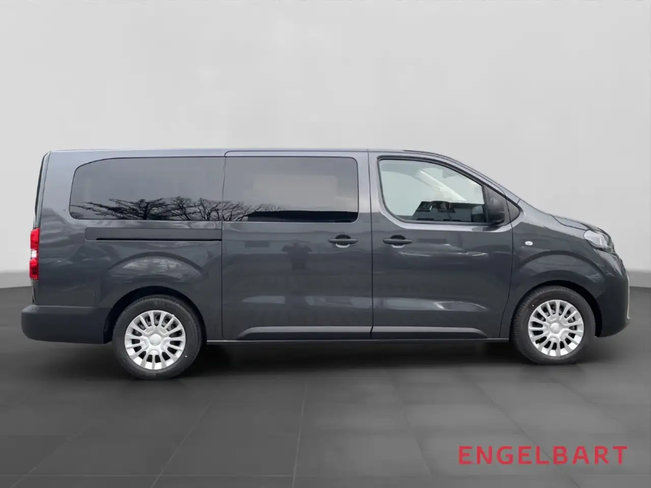 Toyota Proace 5