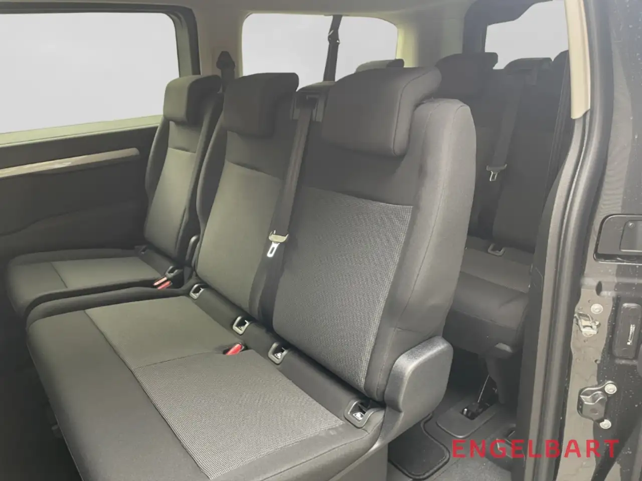 Toyota Proace 12