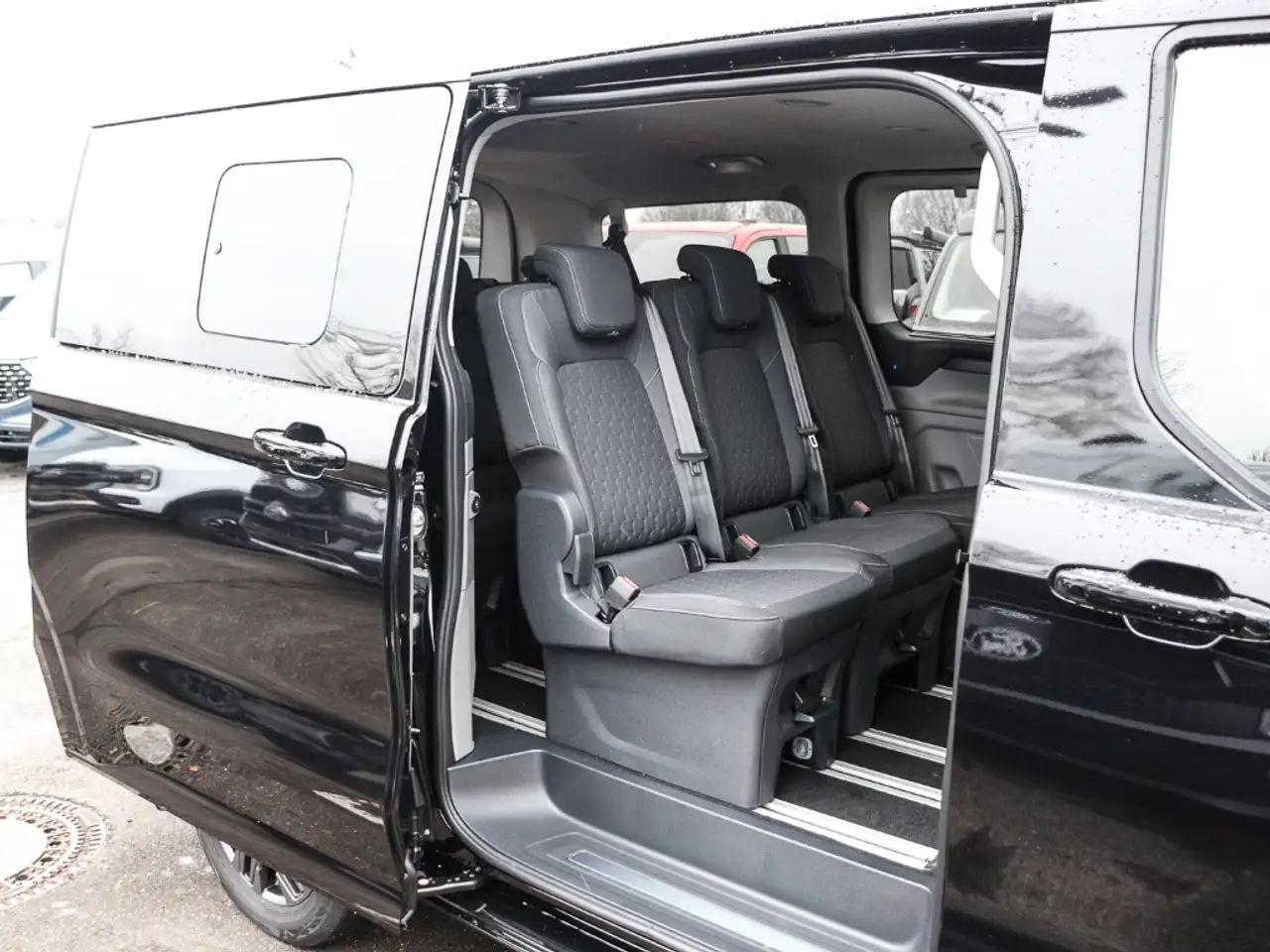 Ford Tourneo 14