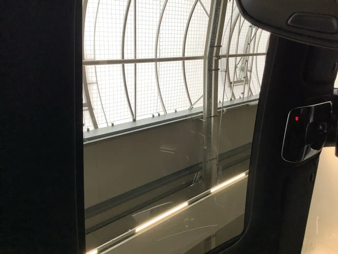 Mercedes-Benz GLC 200 14