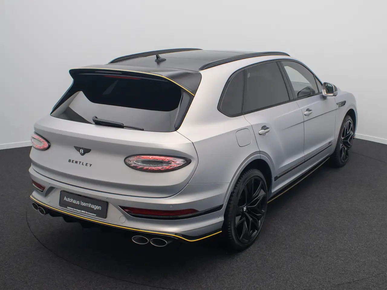 Bentley Bentayga 7