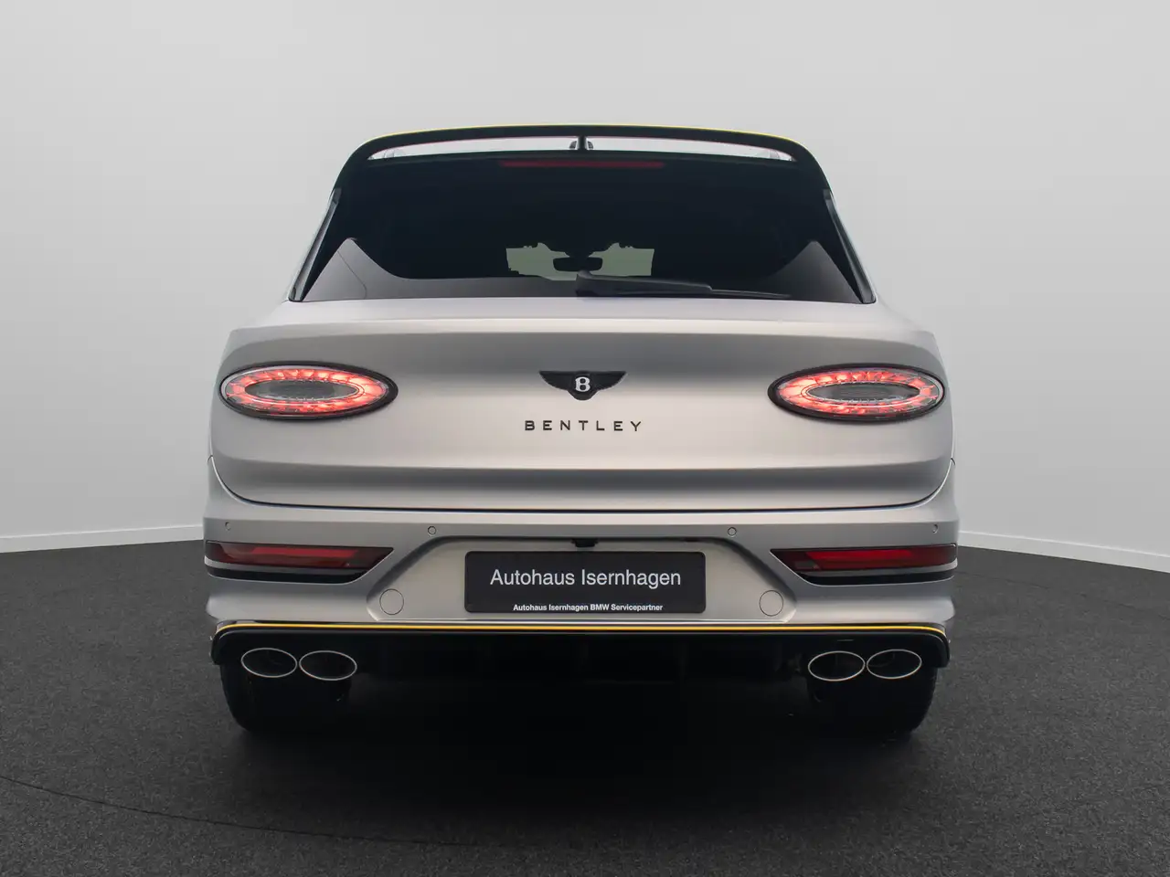 Bentley Bentayga 8