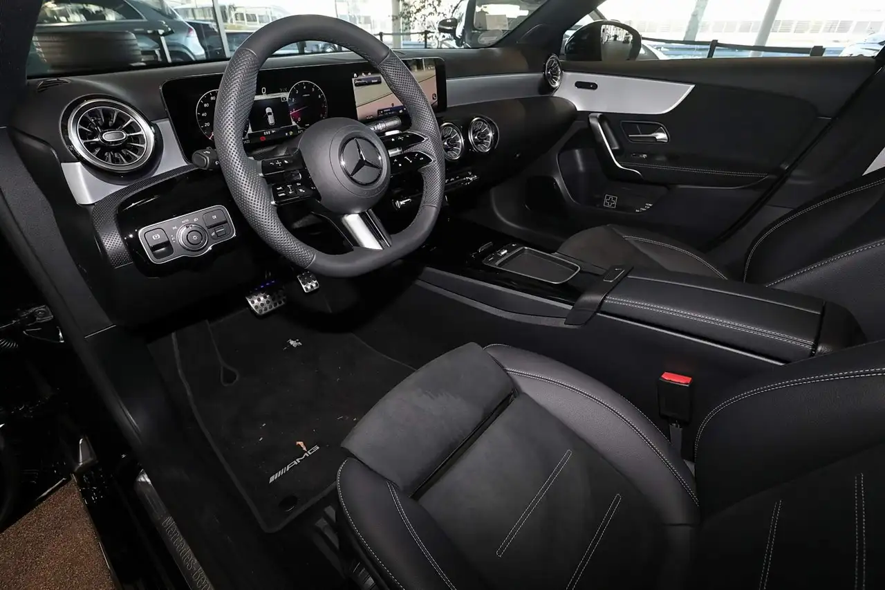 Mercedes-Benz A 180 9