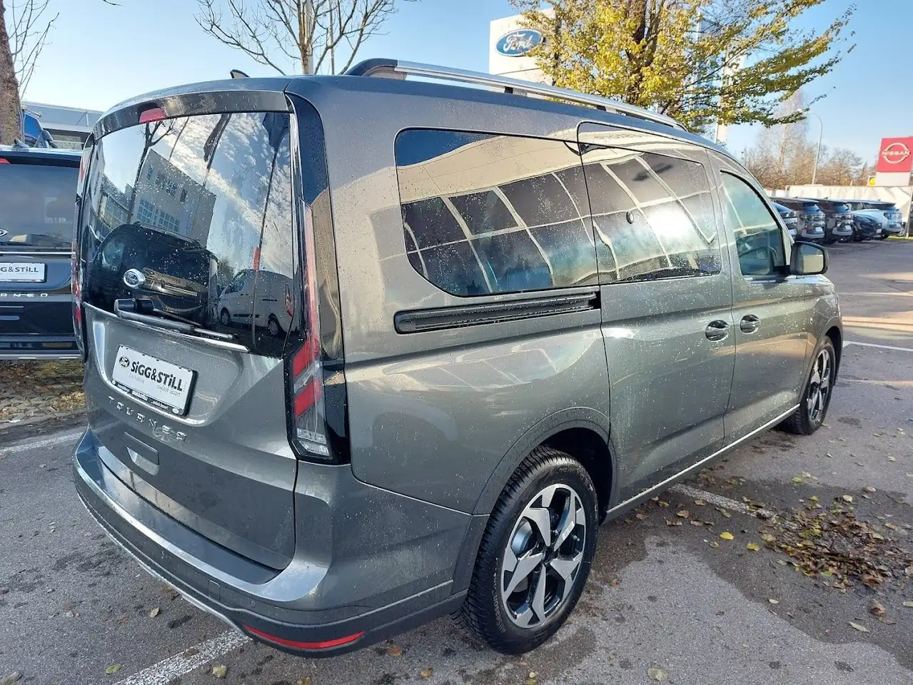 Ford Tourneo 8