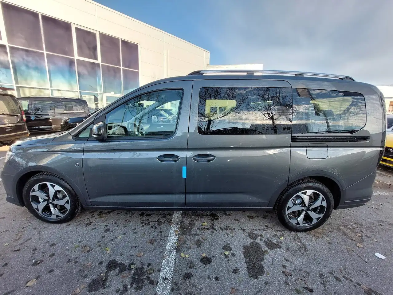 Ford Tourneo 11