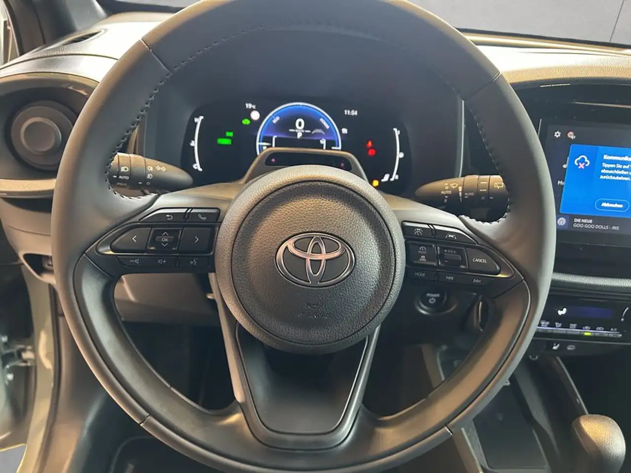 Toyota Aygo X 11