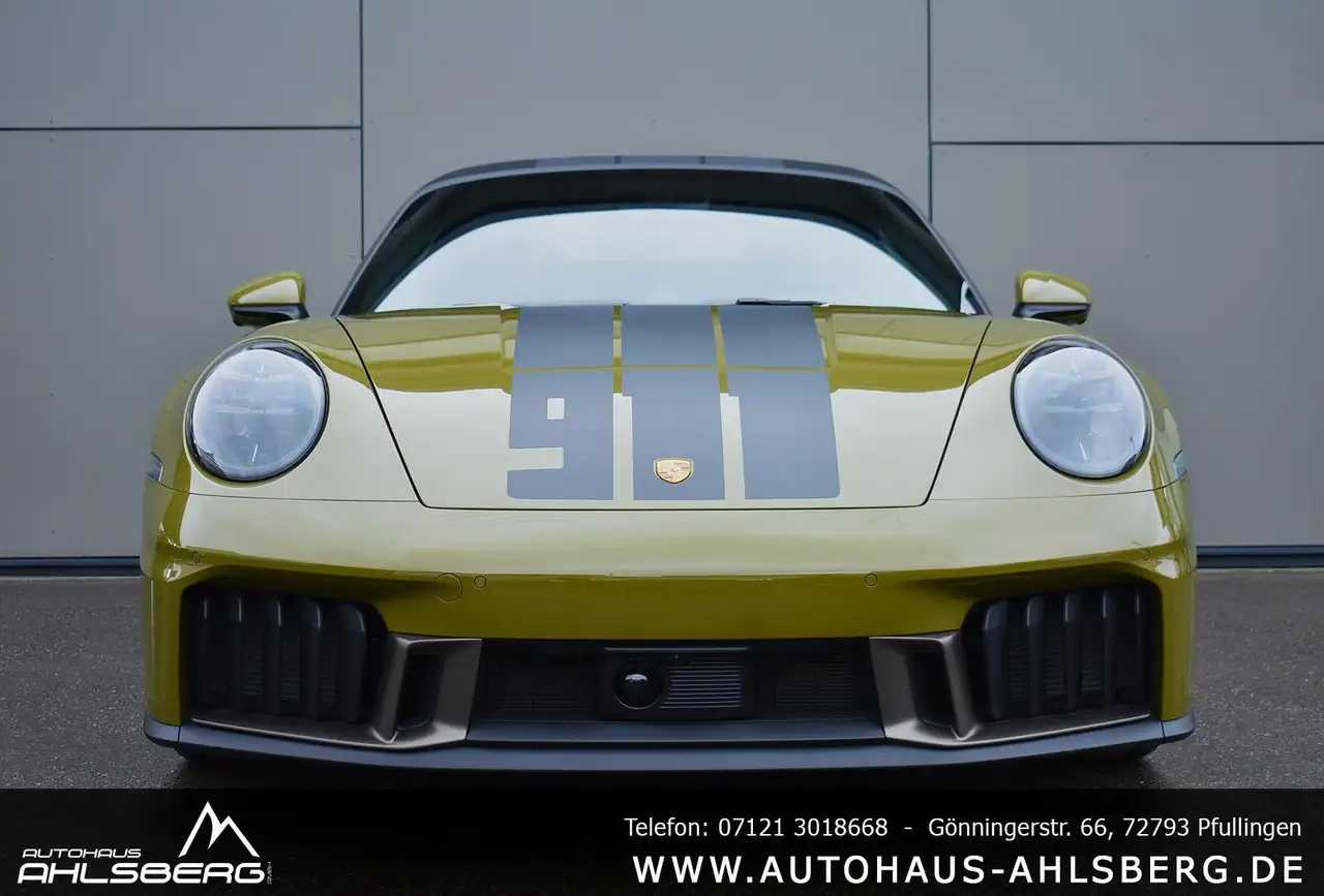 Porsche 911 992 2
