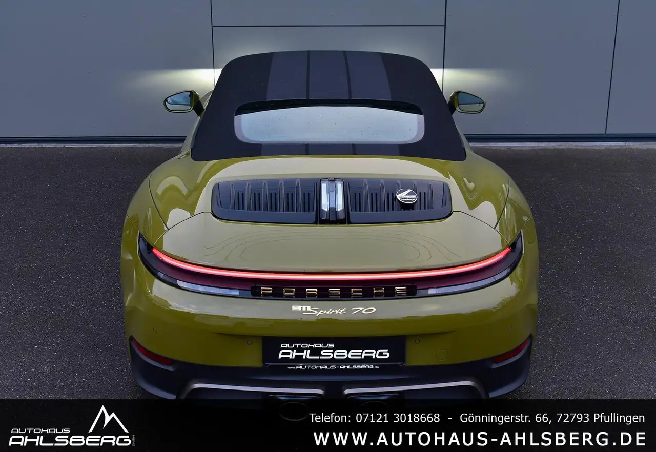 Porsche 911 992 9
