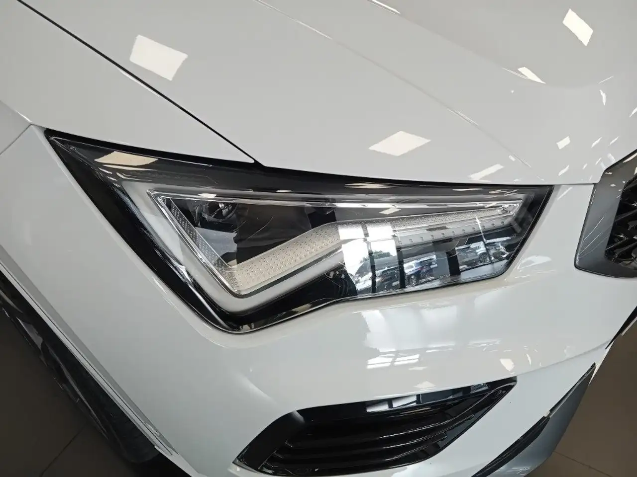 Cupra Ateca 4