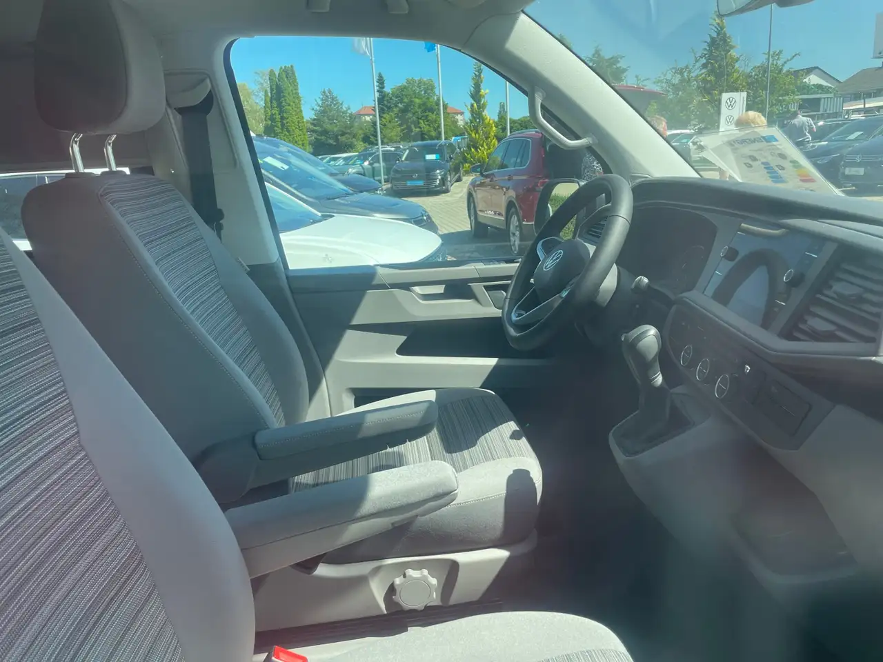 Volkswagen T6.1 5