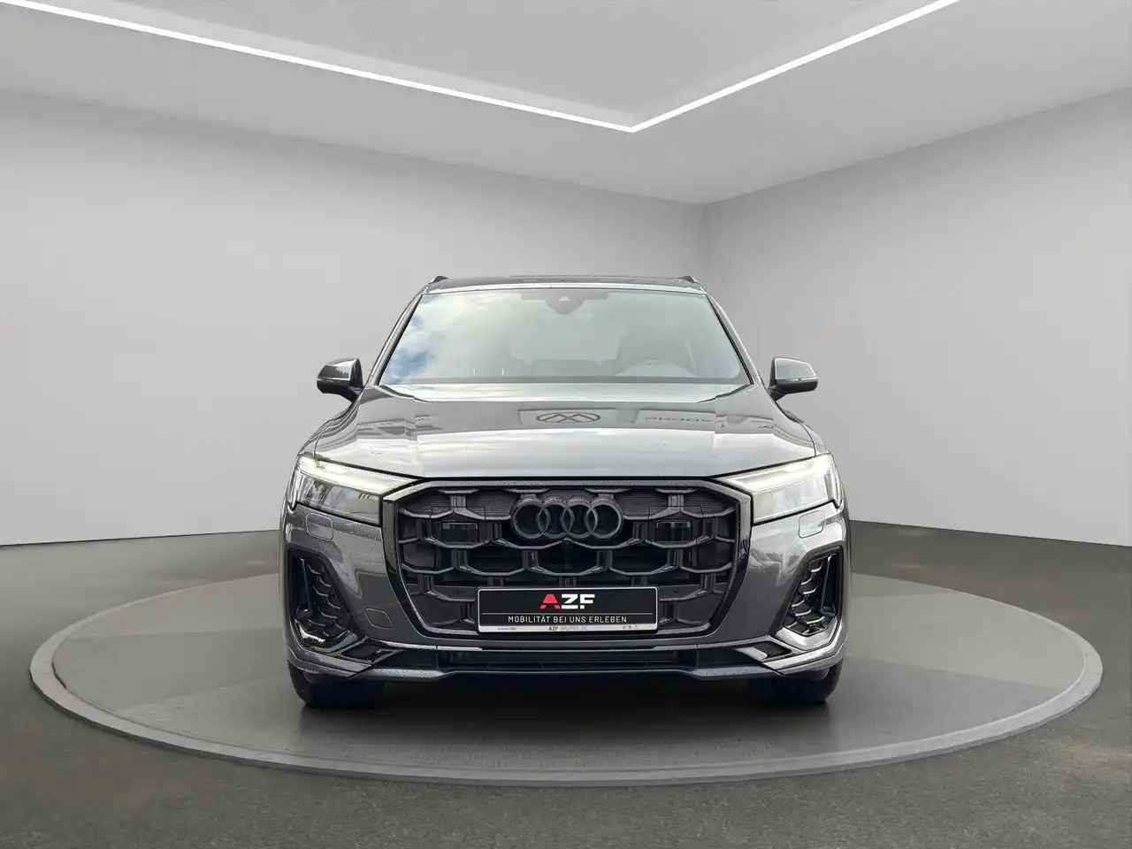 Audi Q7 6