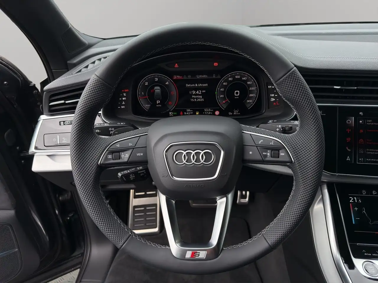 Audi Q7 10