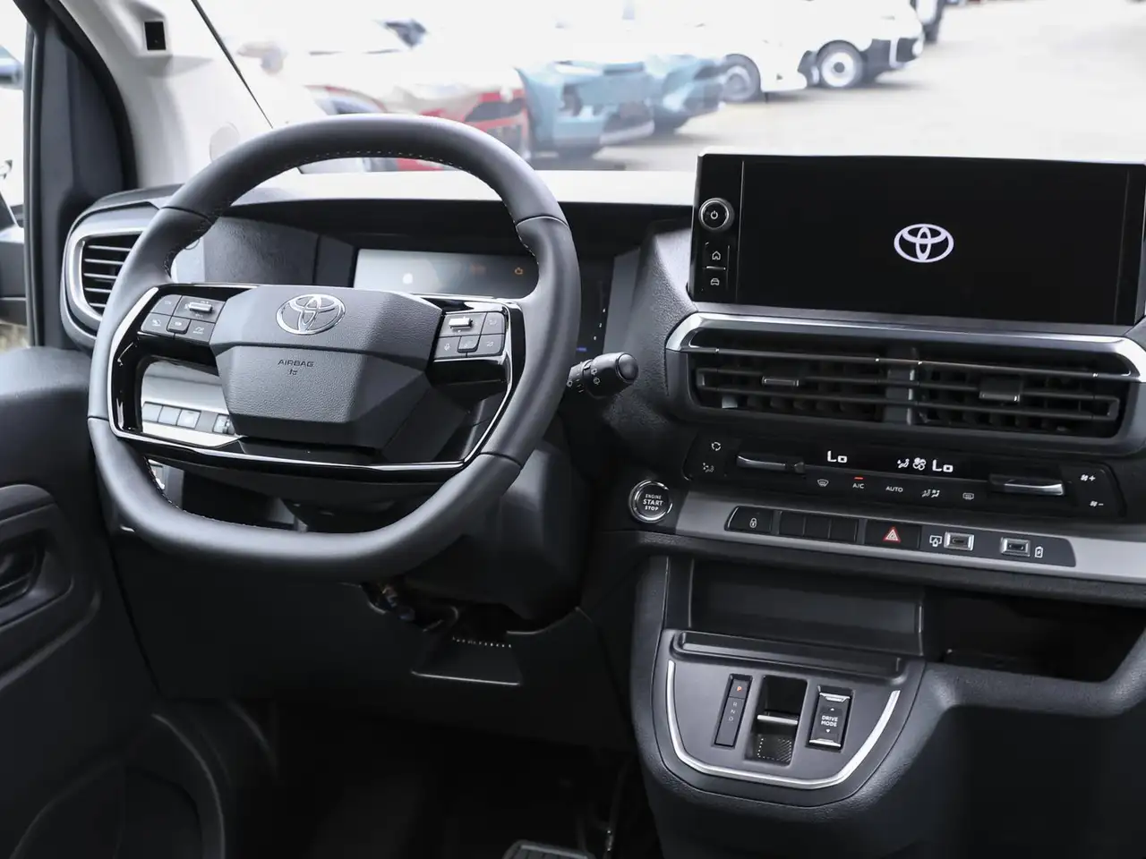 Toyota Proace 11
