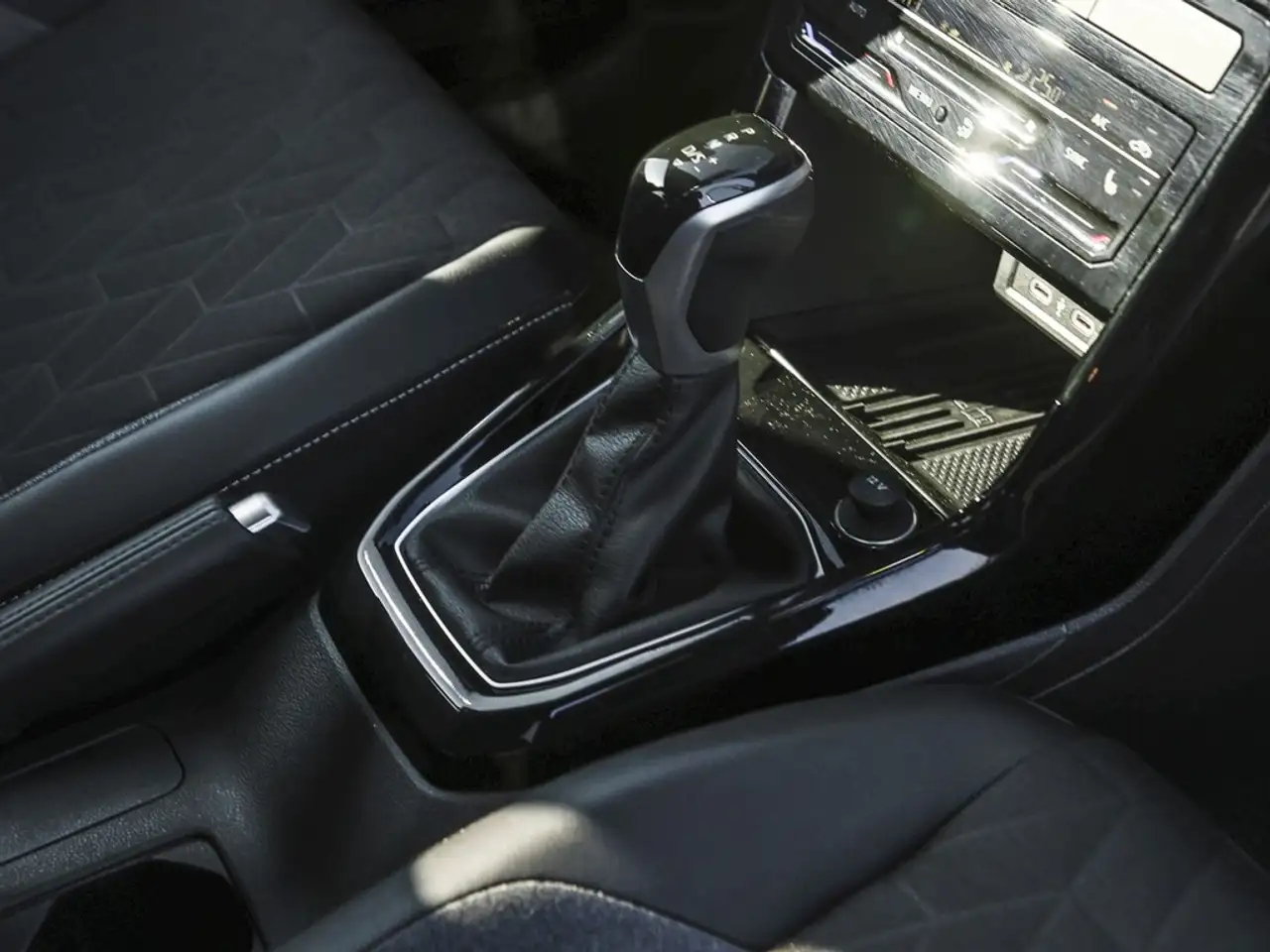 Volkswagen T-Cross 11