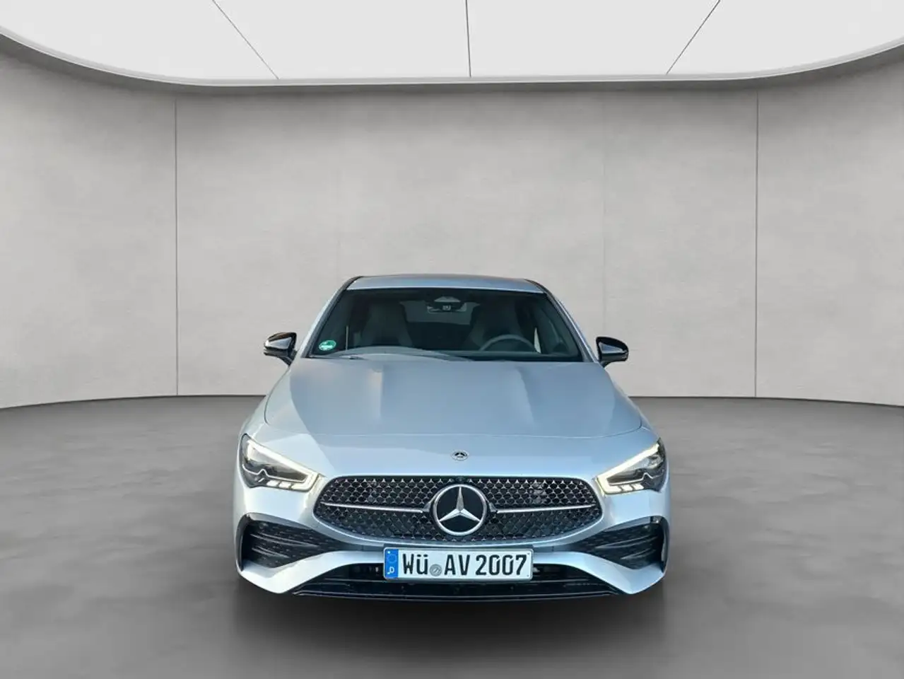 Mercedes-Benz CLA 200 9