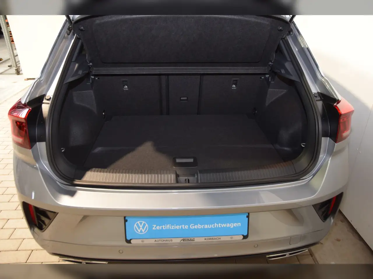 Volkswagen T-Roc 7