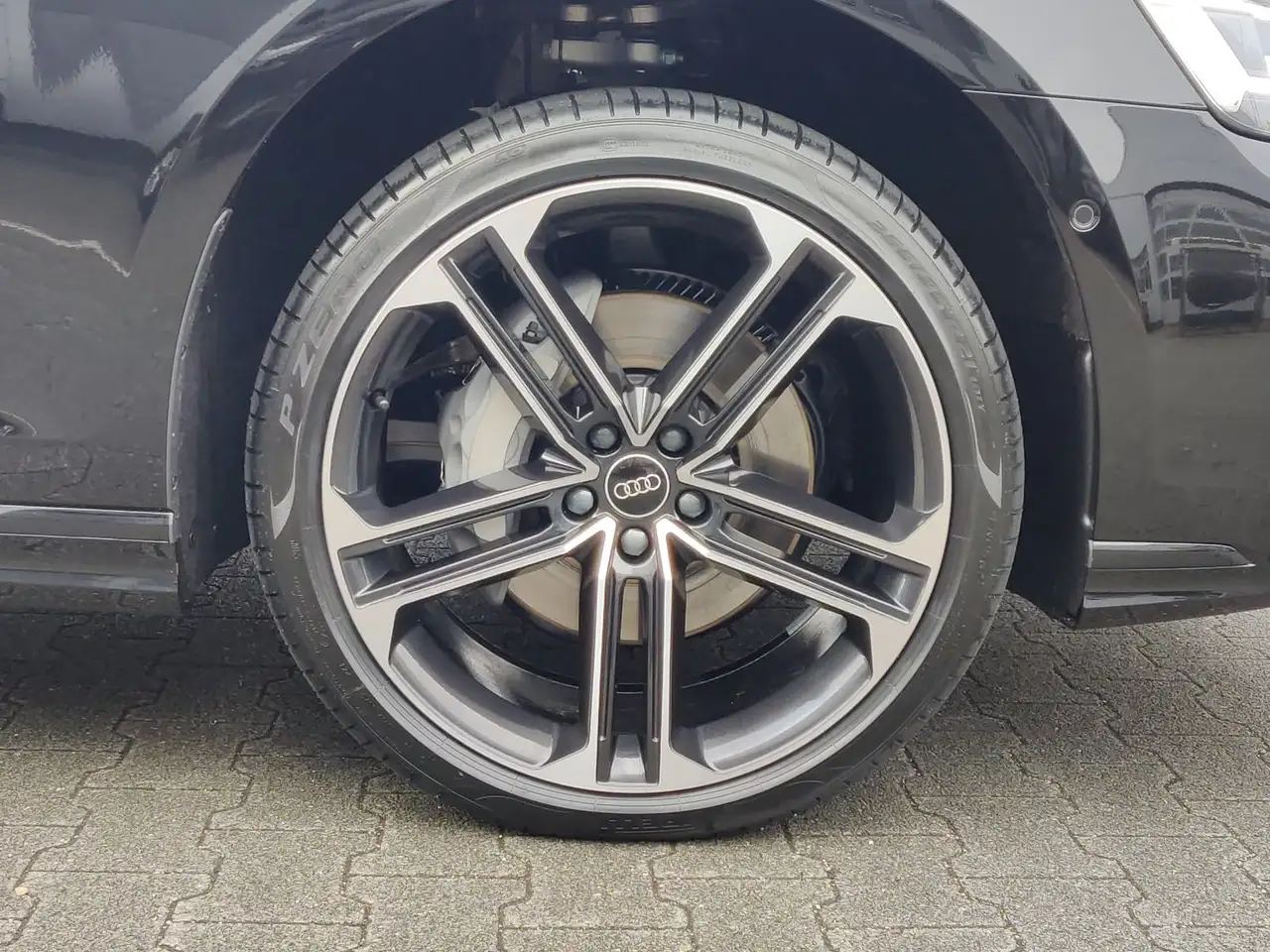 Audi A8 50 6