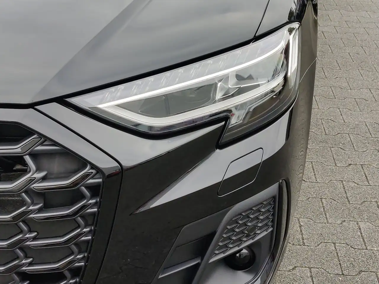Audi A8 50 7