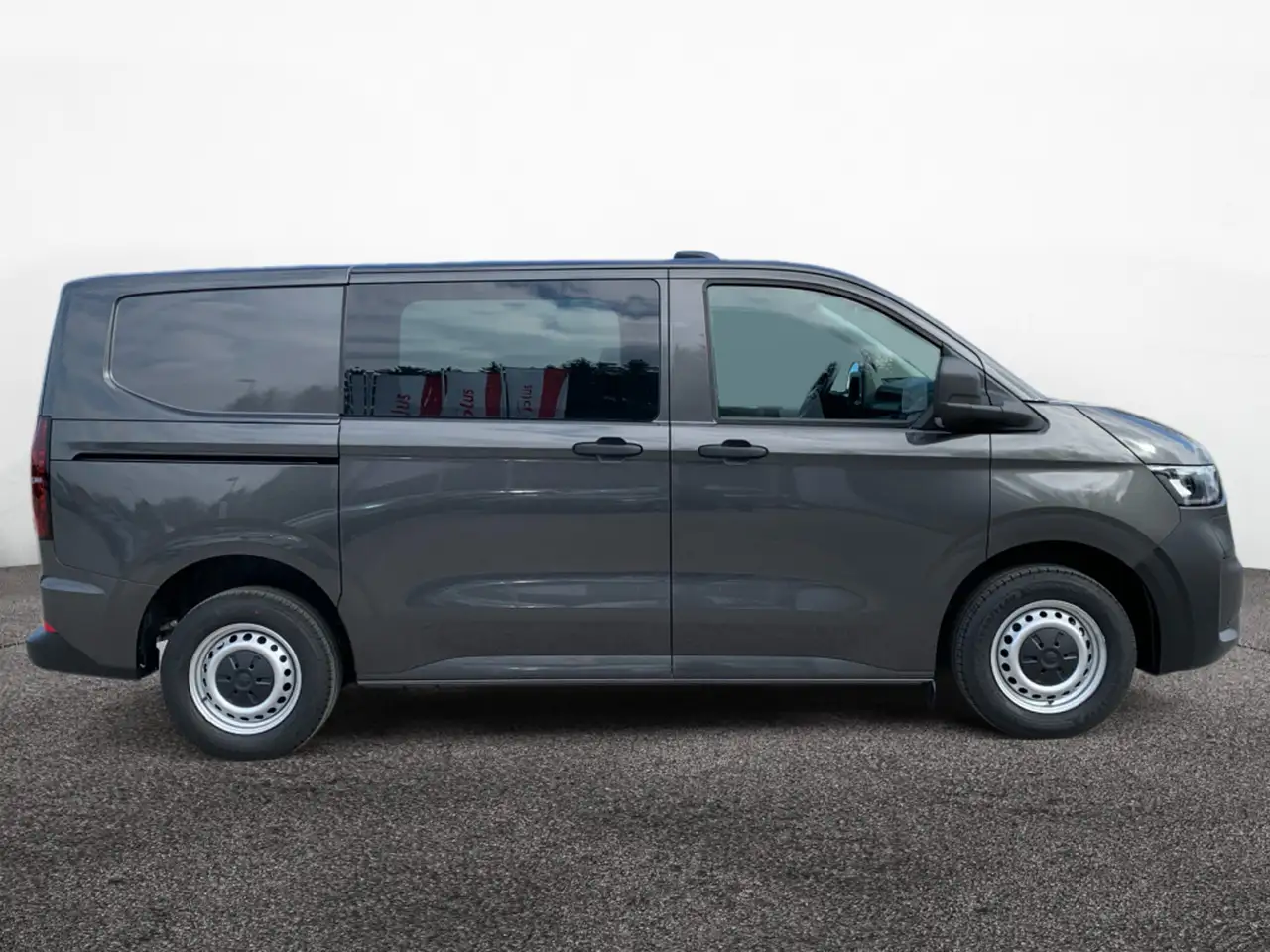 Volkswagen T7 Transporter 5