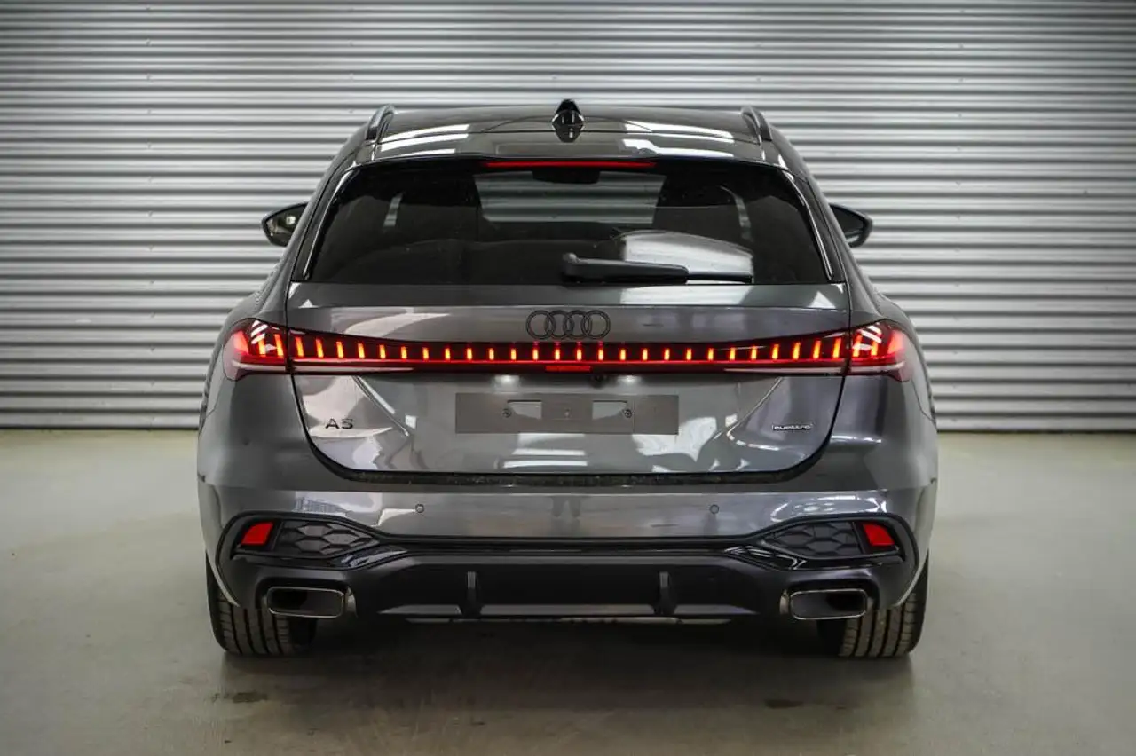 Audi A5 4
