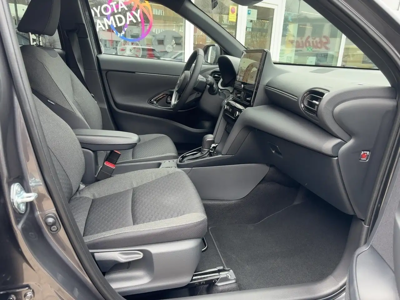 Toyota Yaris 11