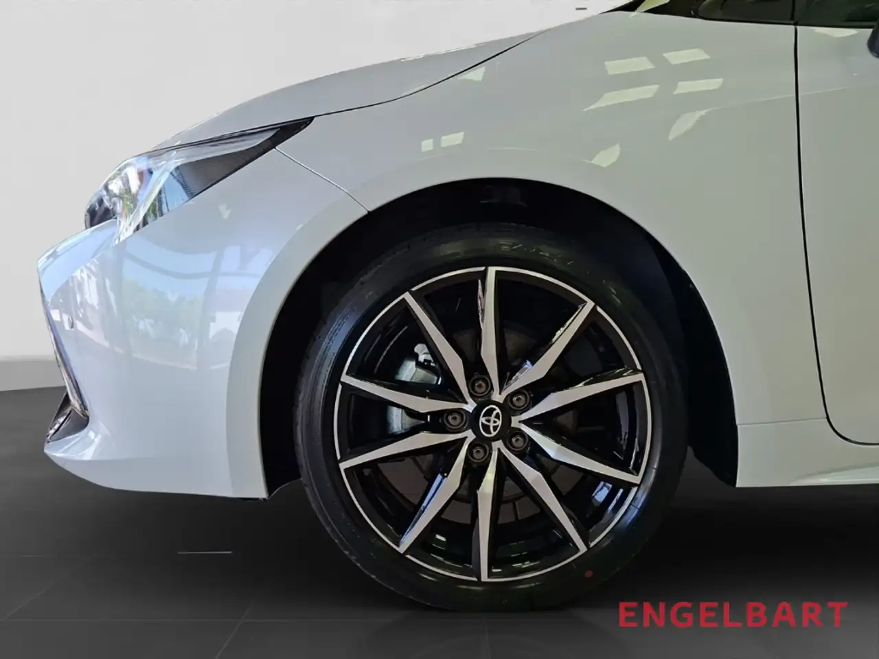 Toyota Corolla 15