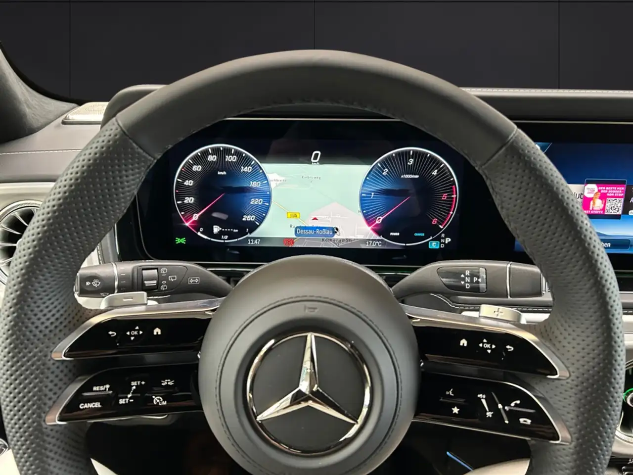 Mercedes-Benz G 450 7