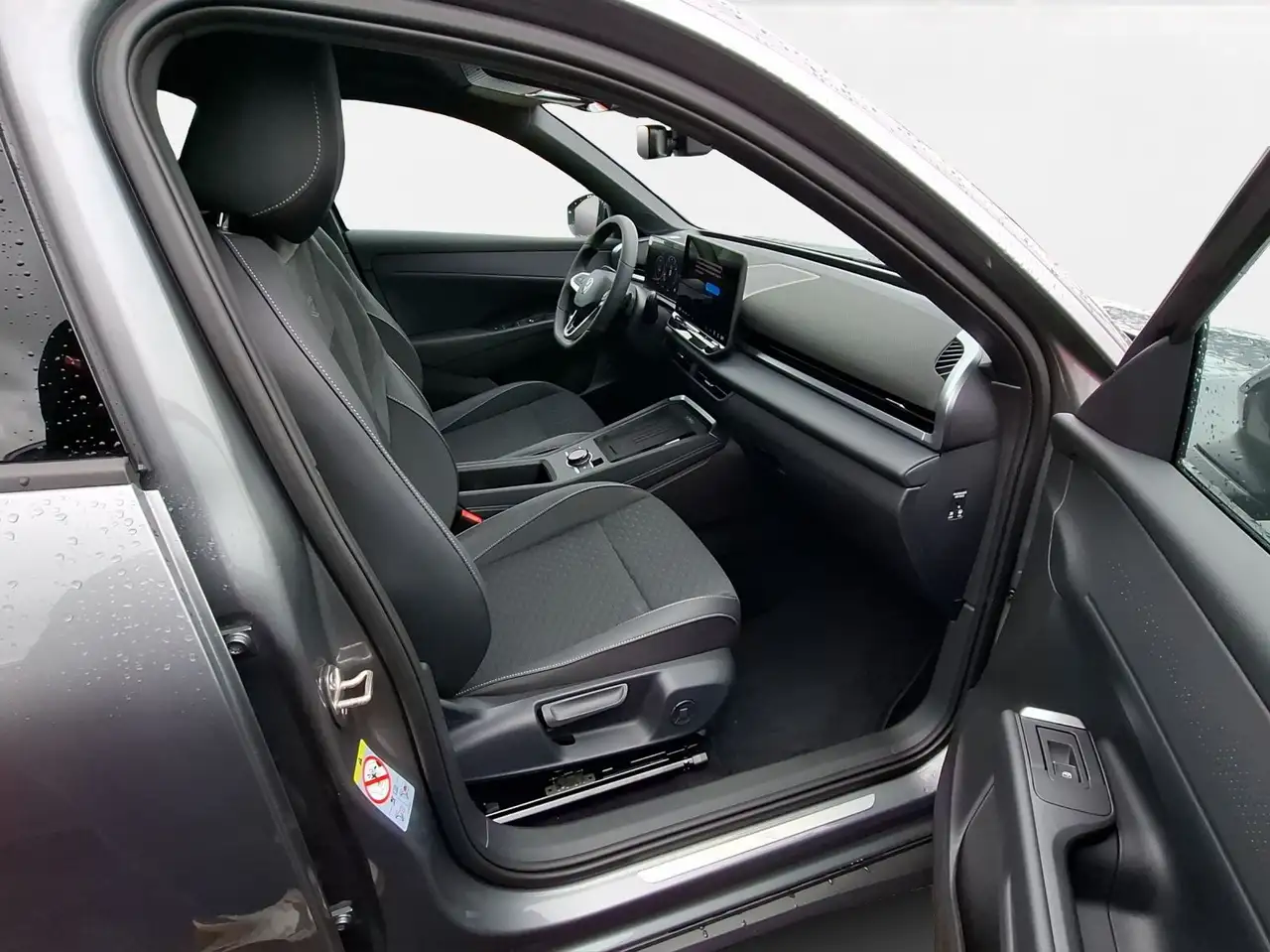 Volkswagen T-Roc 10
